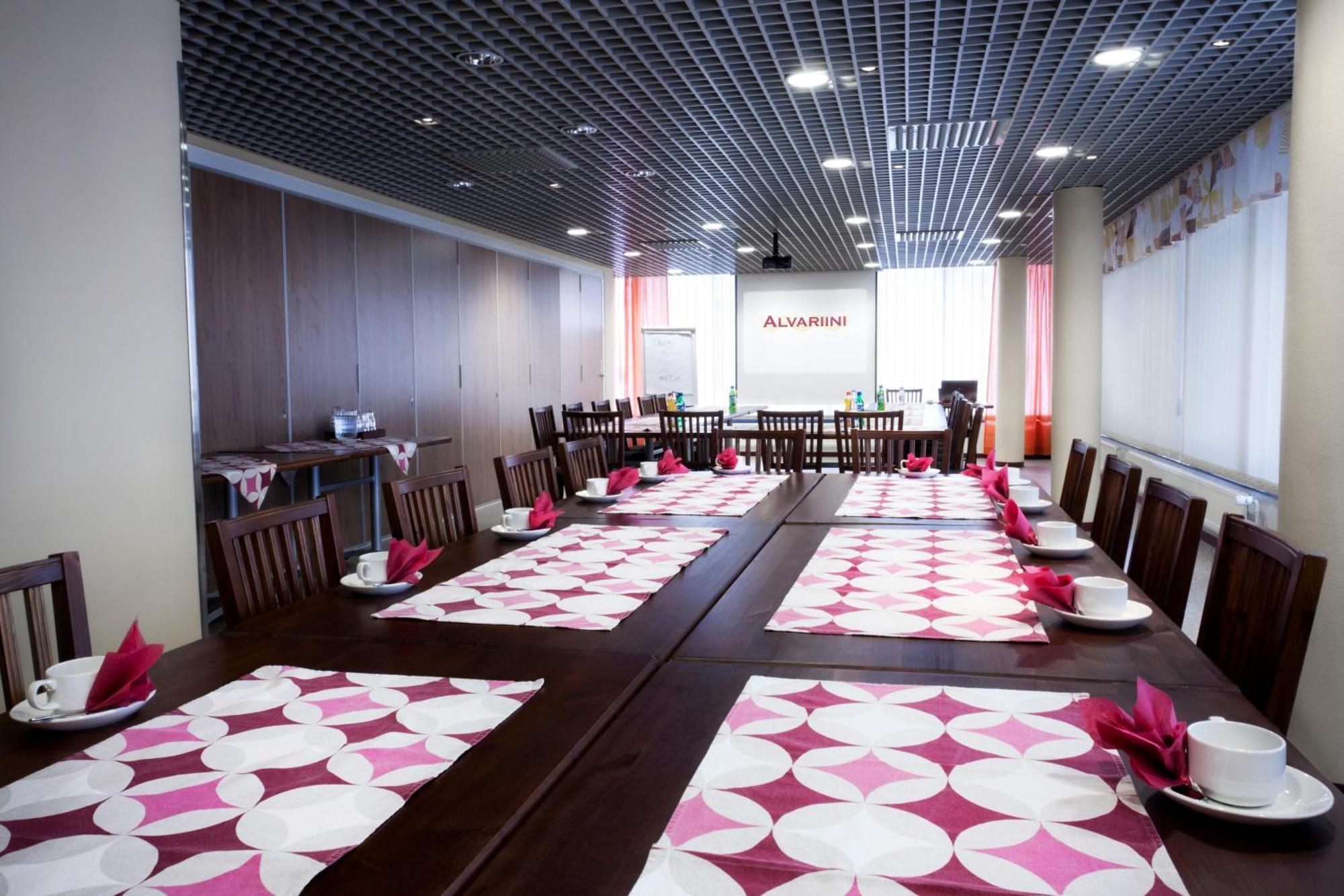 Hotel Alvariini Alajärvi